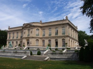 The_Elms_Newport_Rhode_Island_-_View_from_Great_Lawn