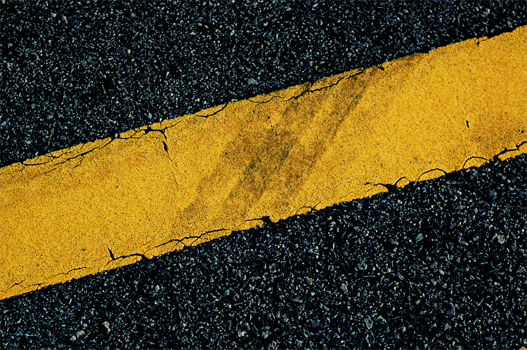 Yellow_road_marking